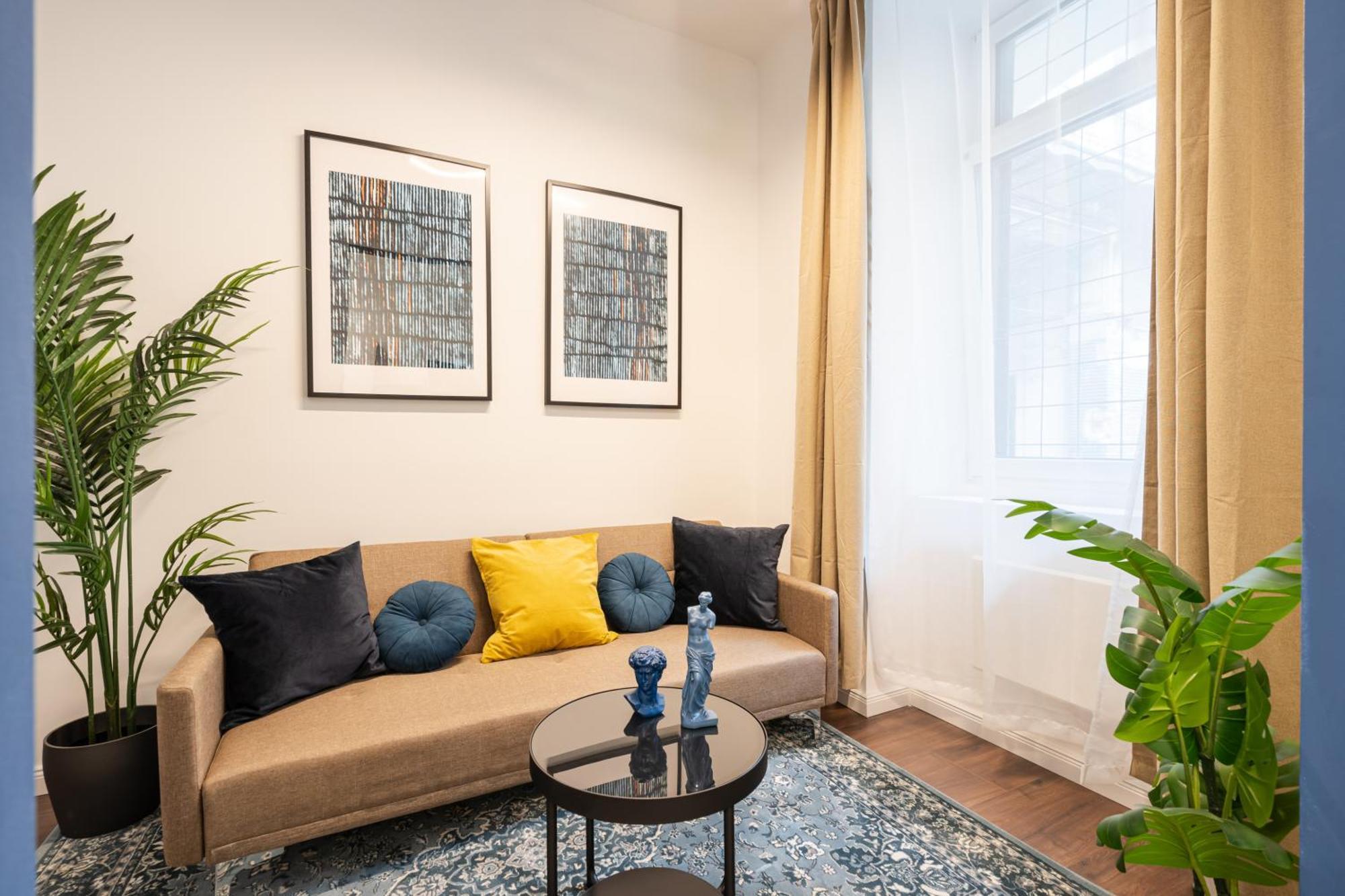 R10- Boutique Apartments, Best Location. By Bqa Budapest Eksteriør bilde